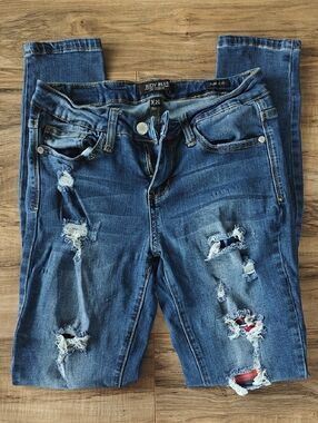 EUC Serape Patch Distressed Skinny Jeans